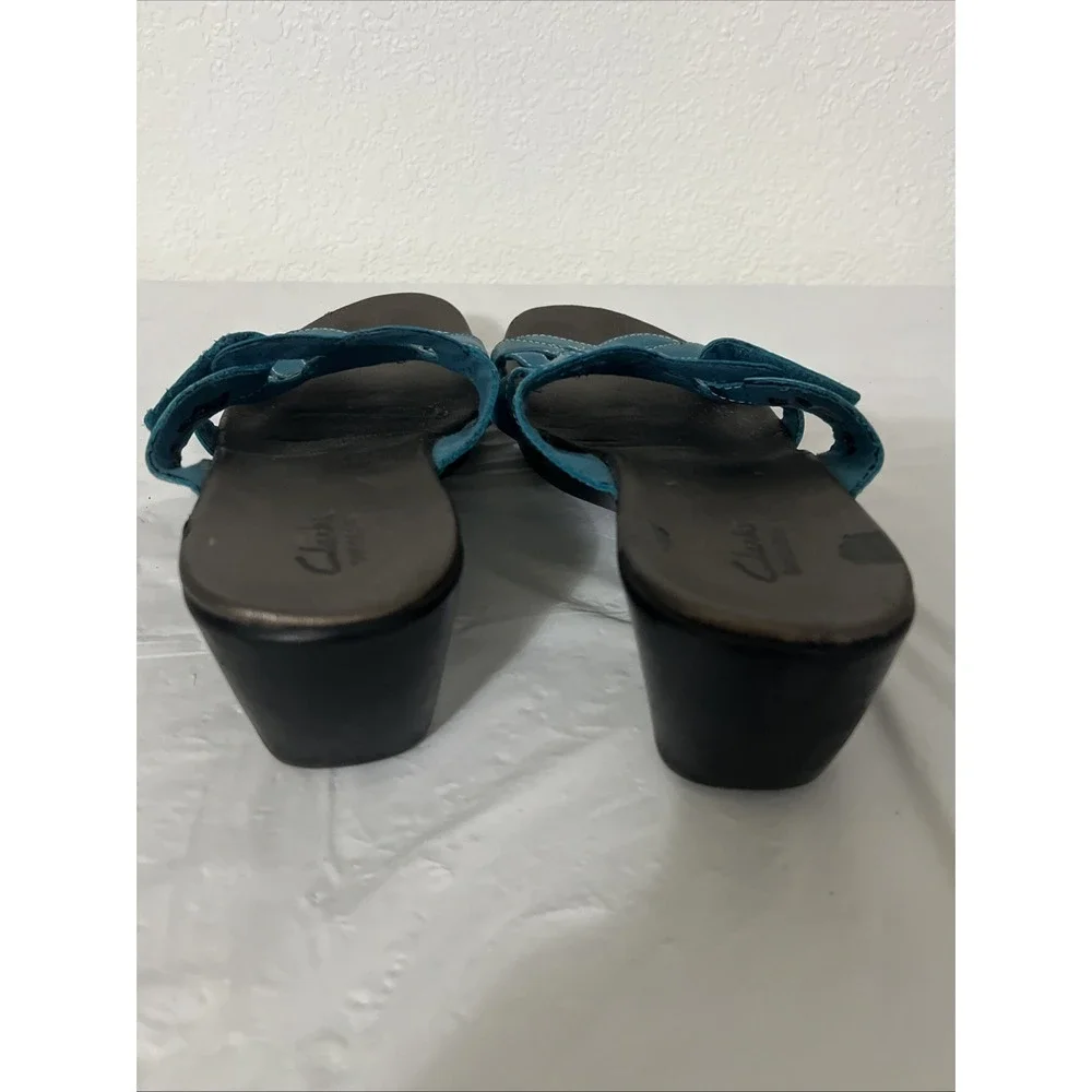 CLARKS Artisan Leather Floral 2.25 Wedge Teal Sandals Sz 11 Adjustable Comfort